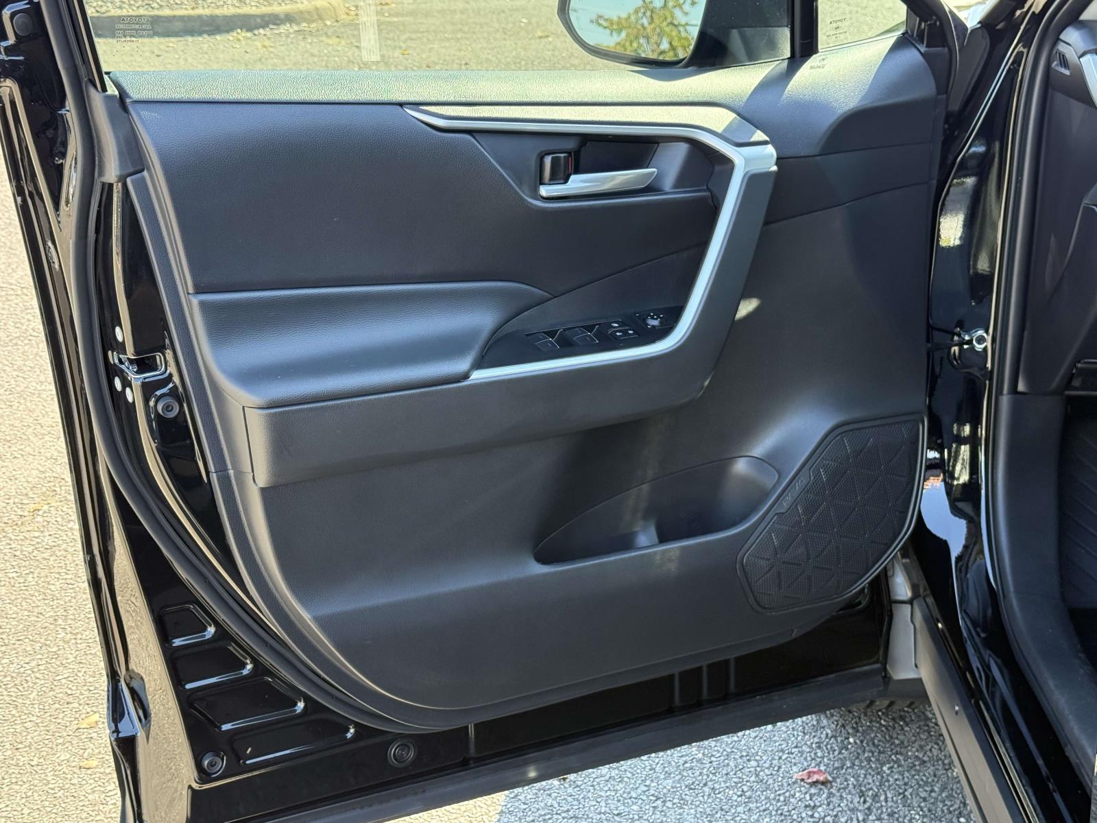 Used 2025 Toyota RAV4 SUV