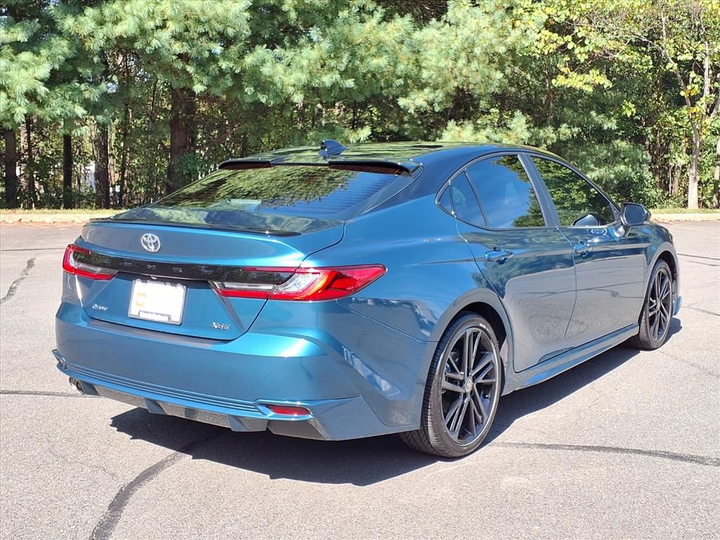 2025 Toyota Camry Hybrid XSE photo 8