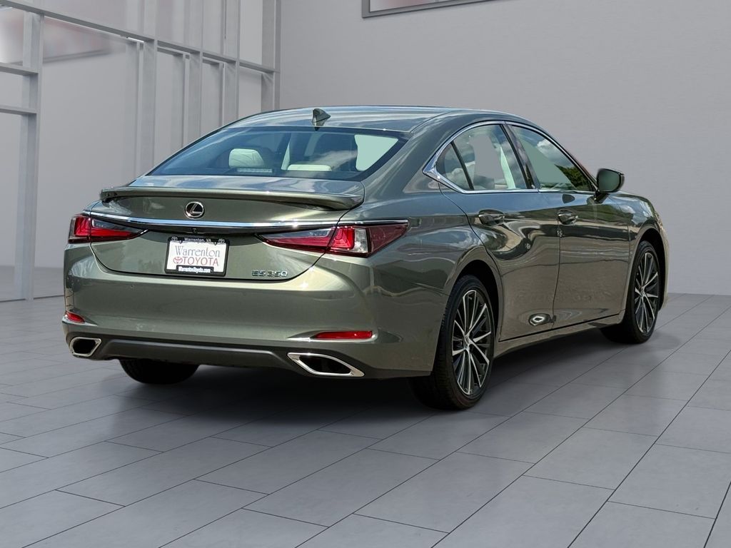 Used 2025 Lexus ES 350 Sedan