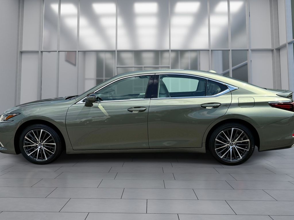 Used 2025 Lexus ES 350 Sedan