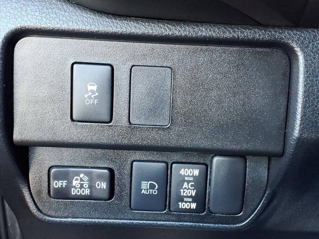 2021 Toyota Tacoma TRD Off-Road photo 16