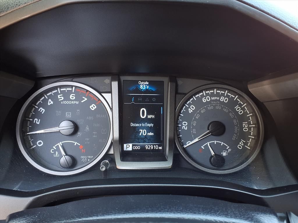 2021 Toyota Tacoma TRD Off-Road photo 15