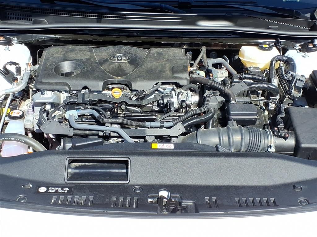 2025 Toyota Camry Hybrid XLE photo 18