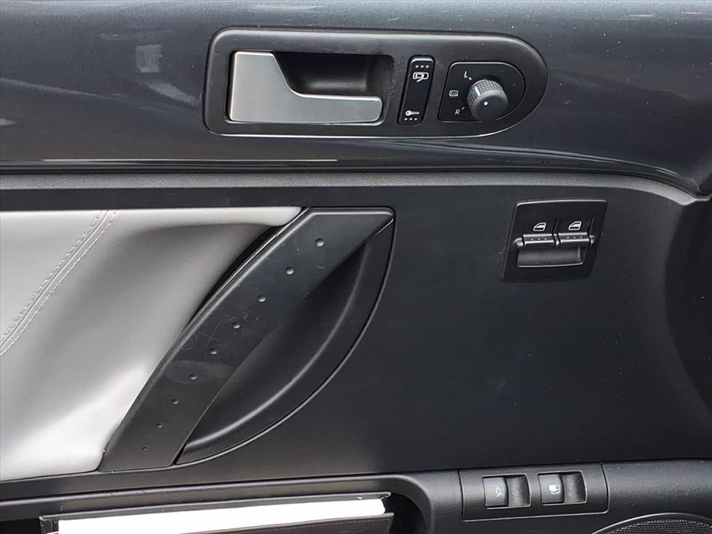 2003 Volkswagen Beetle Turbo S photo 4