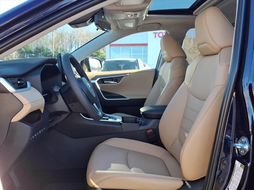 2025 Toyota RAV4 Limited photo 2