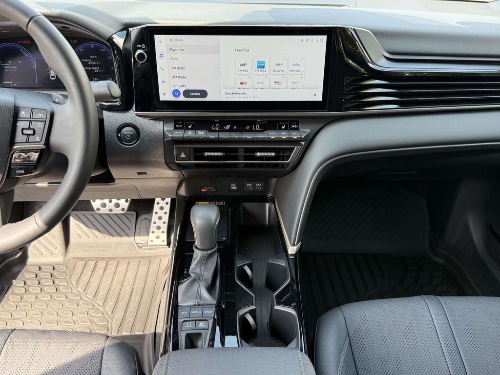 Used 2025 Toyota Camry Hybrid Sedan