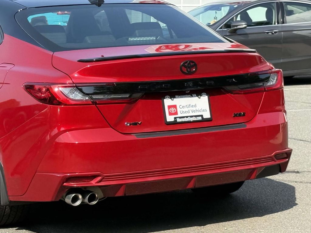 Used 2025 Toyota Camry Hybrid Sedan