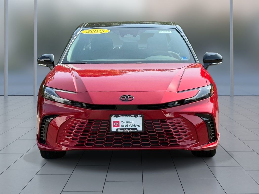 Used 2025 Toyota Camry Hybrid Sedan