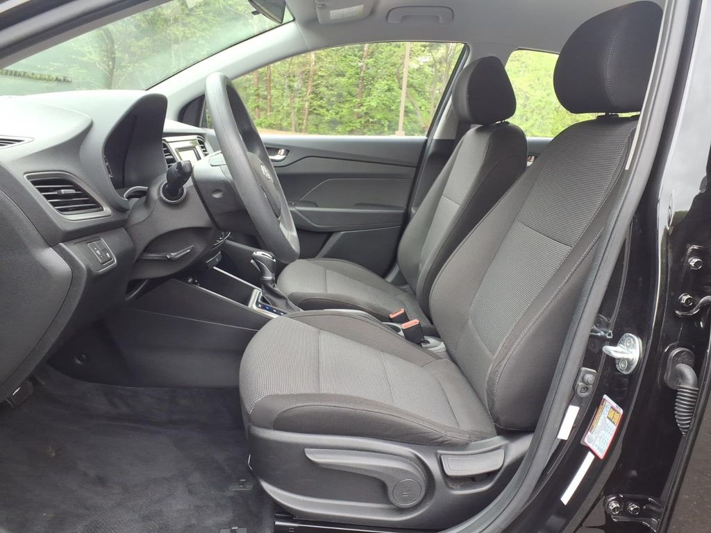 Used 2019 Hyundai Accent SE with VIN 3KPC24A38KE038660 for sale in Warrenton, VA