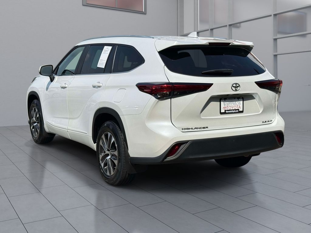 Used 2023 Toyota Highlander SUV
