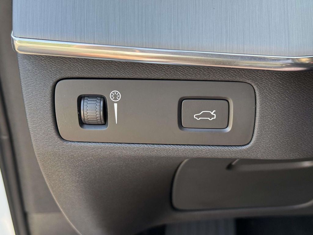 Used 2022 Volvo XC90 T5 7seat SUV