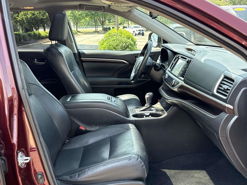 Used 2015 Toyota Highlander SUV