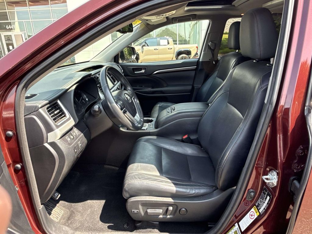 Used 2015 Toyota Highlander SUV
