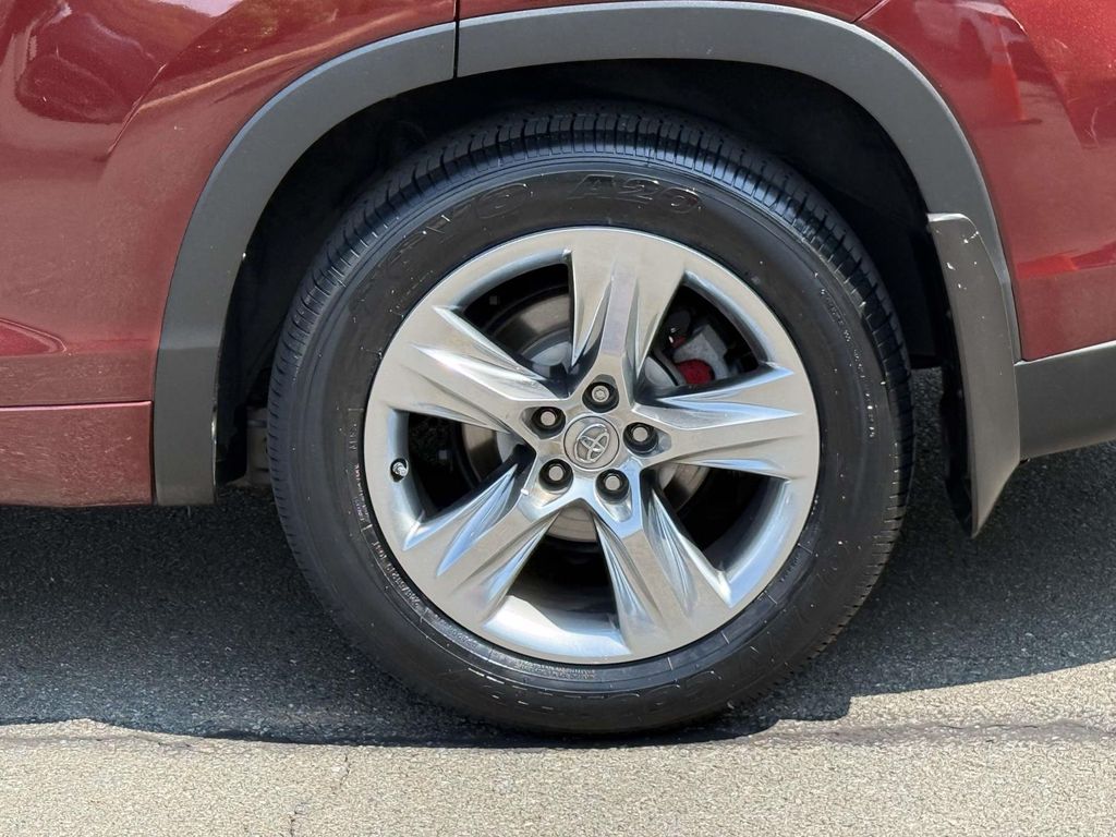 Used 2015 Toyota Highlander SUV