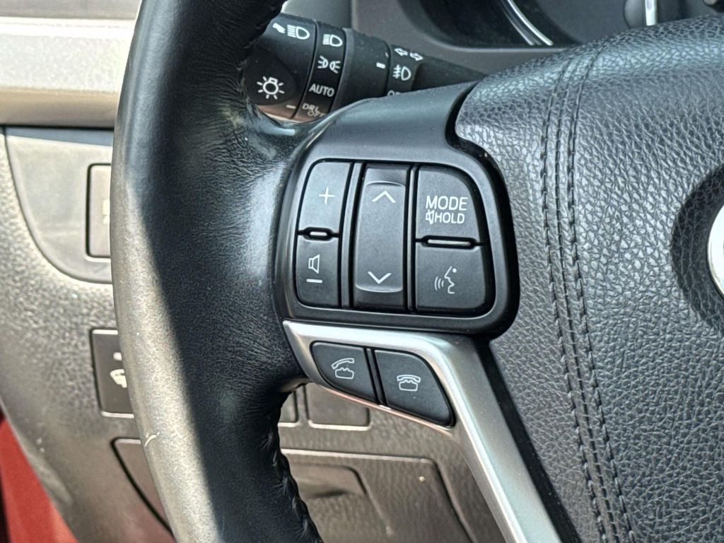 Used 2015 Toyota Highlander SUV