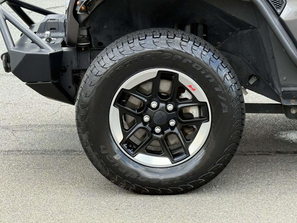Used 2018 Jeep Wrangler SUV