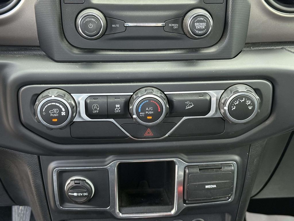 Used 2018 Jeep Wrangler SUV