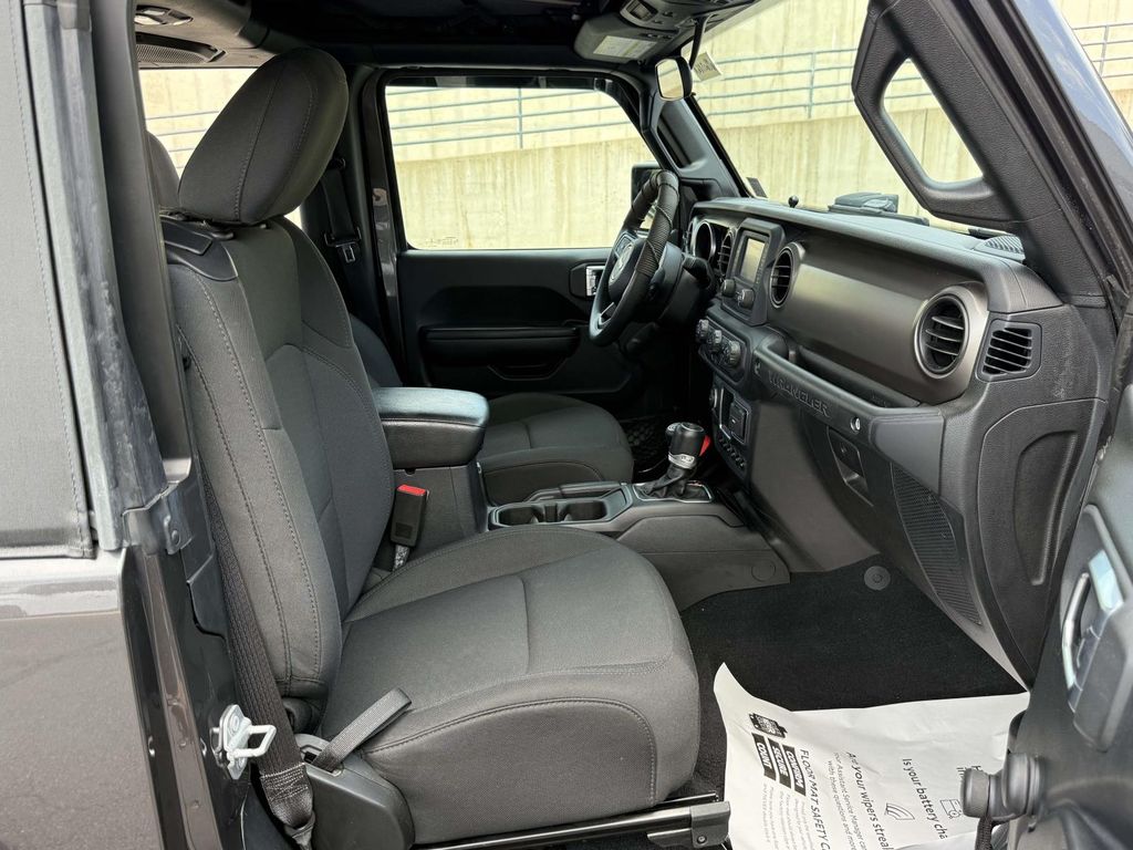 Used 2018 Jeep Wrangler SUV