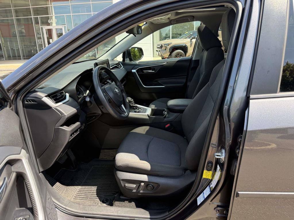 Used 2022 Toyota RAV4 SUV