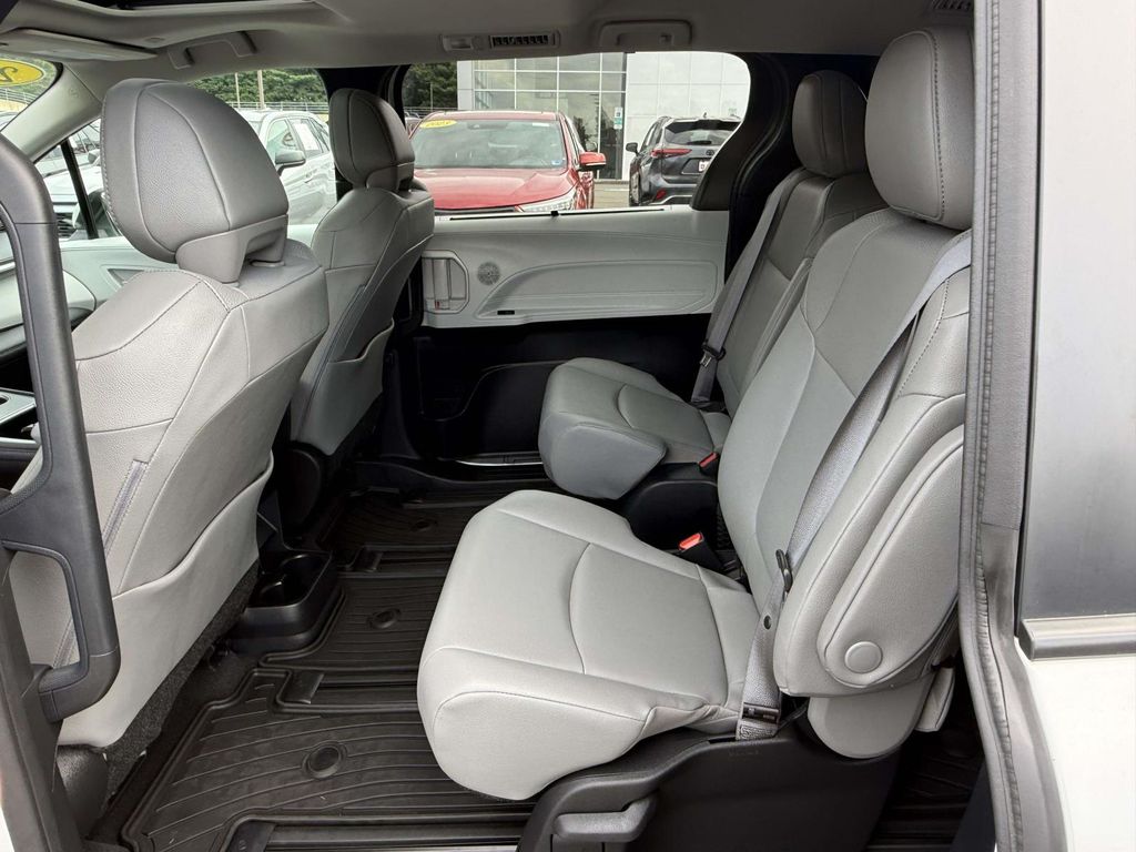 Used 2025 Toyota Sienna Van