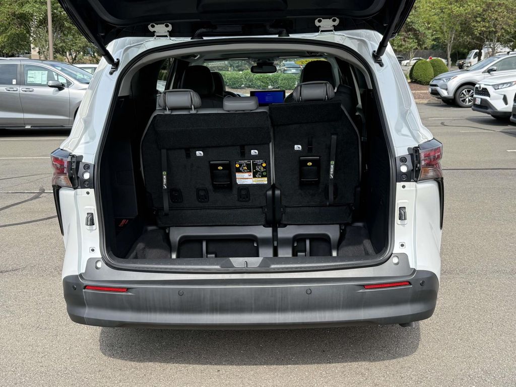 Used 2025 Toyota Sienna Van