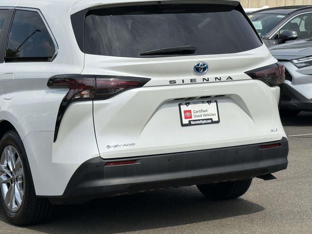 Used 2025 Toyota Sienna Van