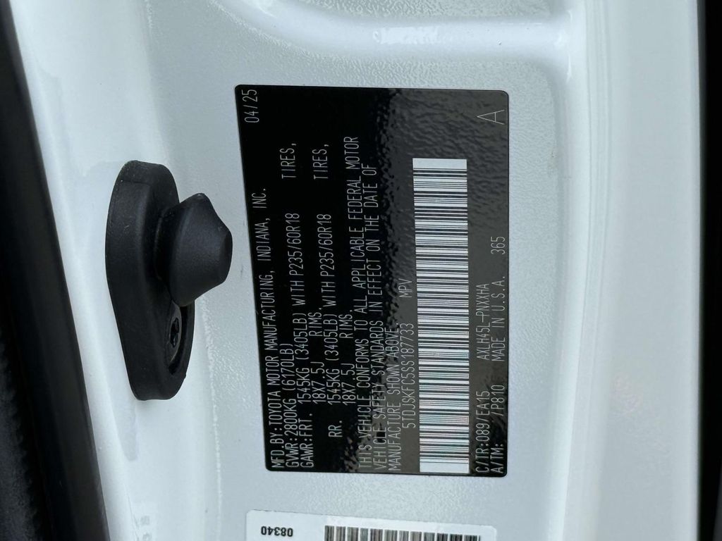 Used 2025 Toyota Sienna Van