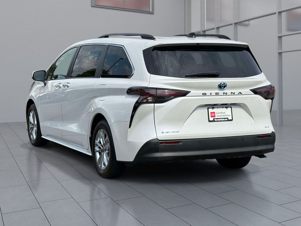 Used 2025 Toyota Sienna Van