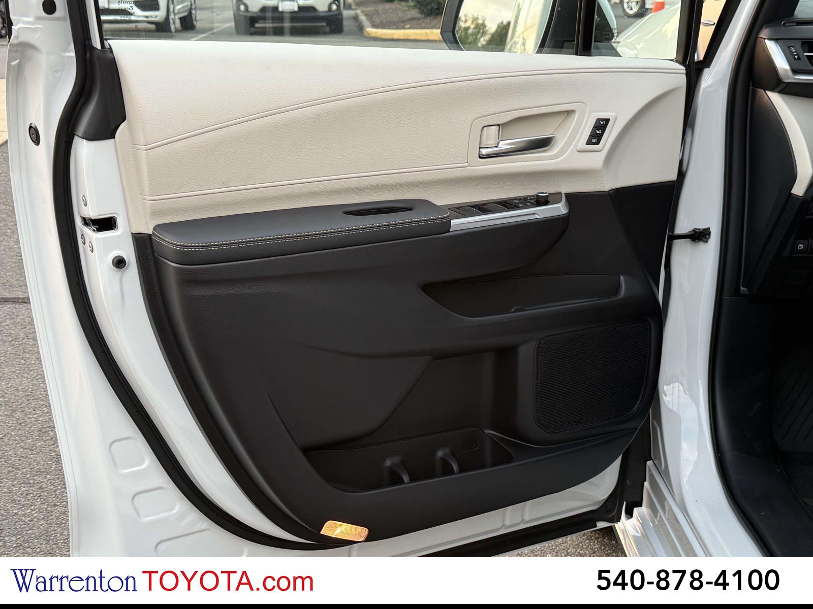 New 2026 Toyota Sienna Van
