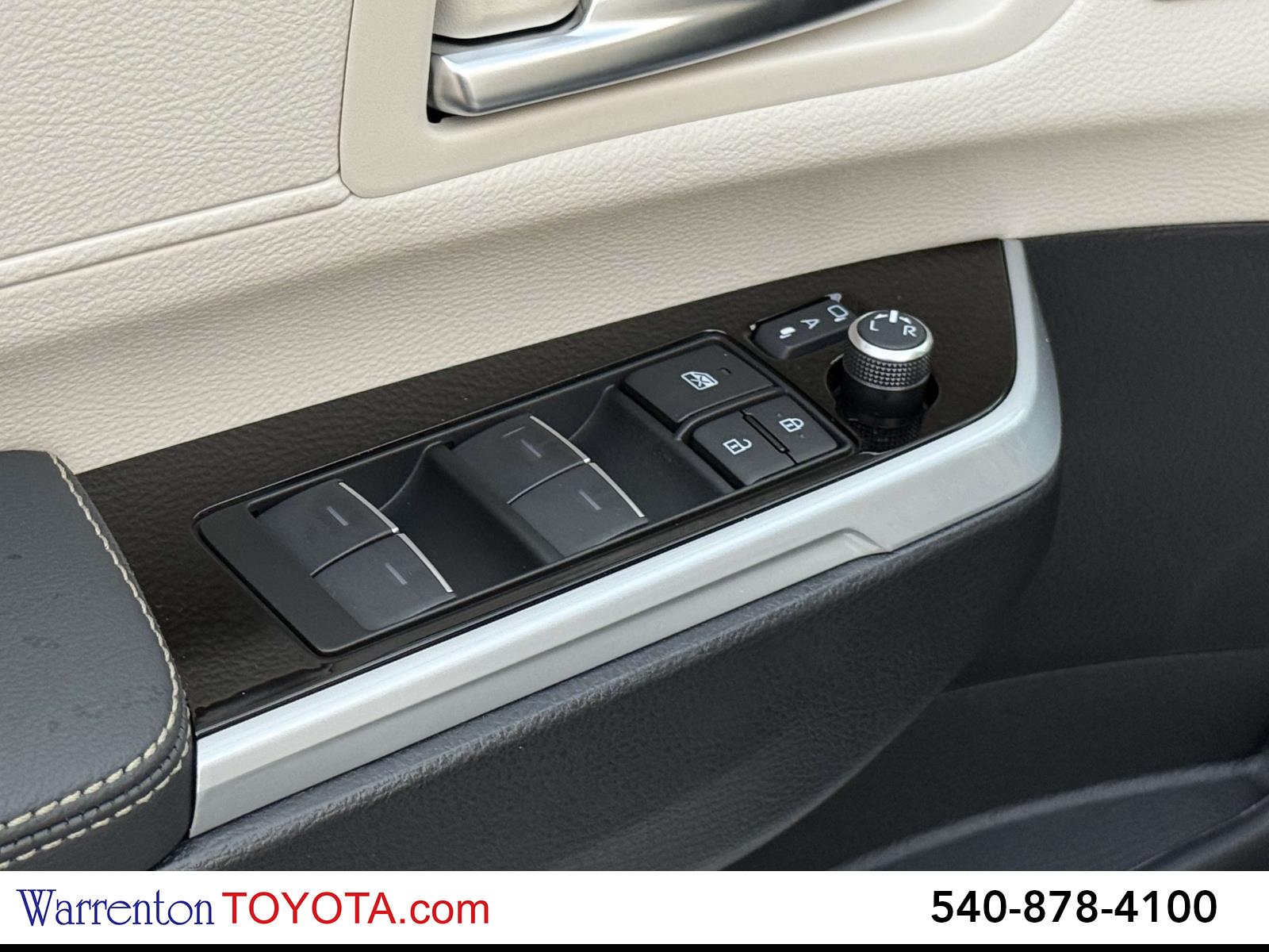 New 2026 Toyota Sienna Van