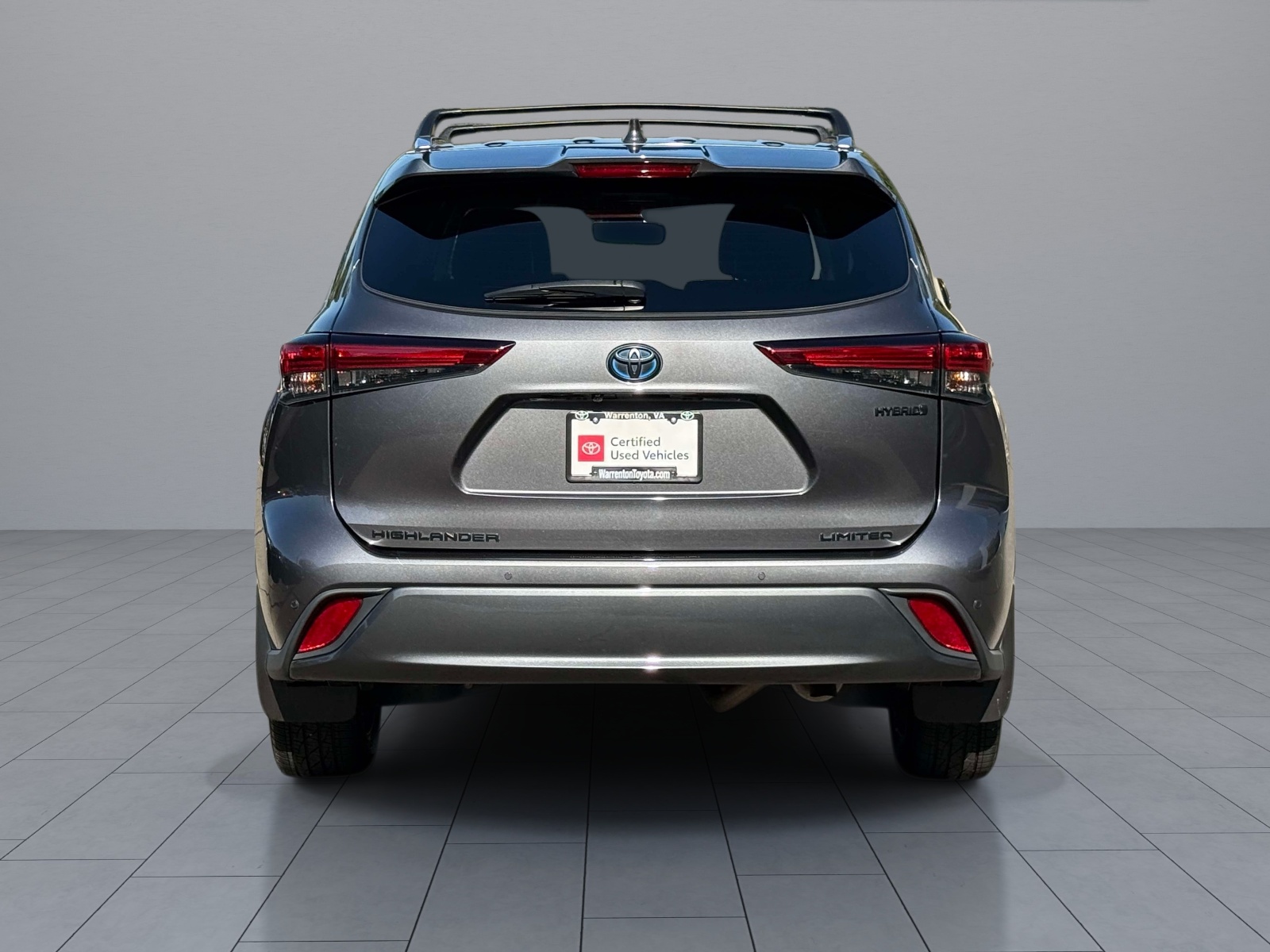Used 2022 Toyota Highlander Hybrid SUV