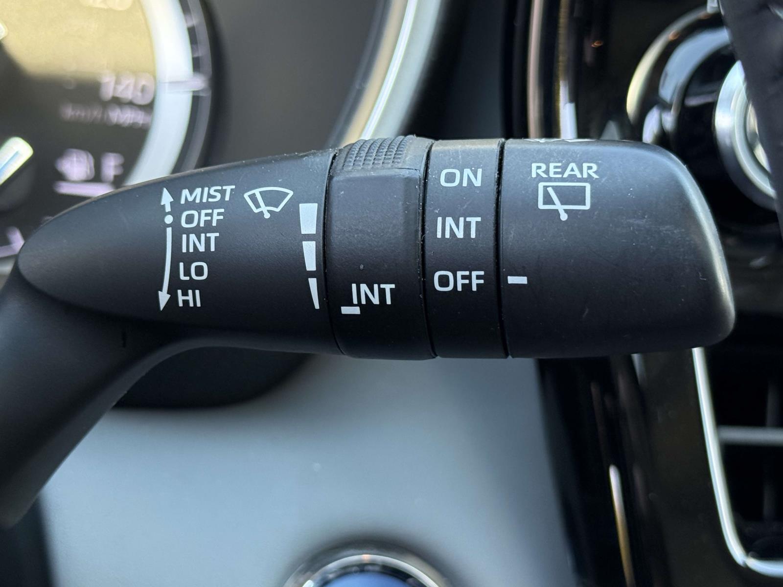 Used 2022 Toyota Highlander Hybrid SUV