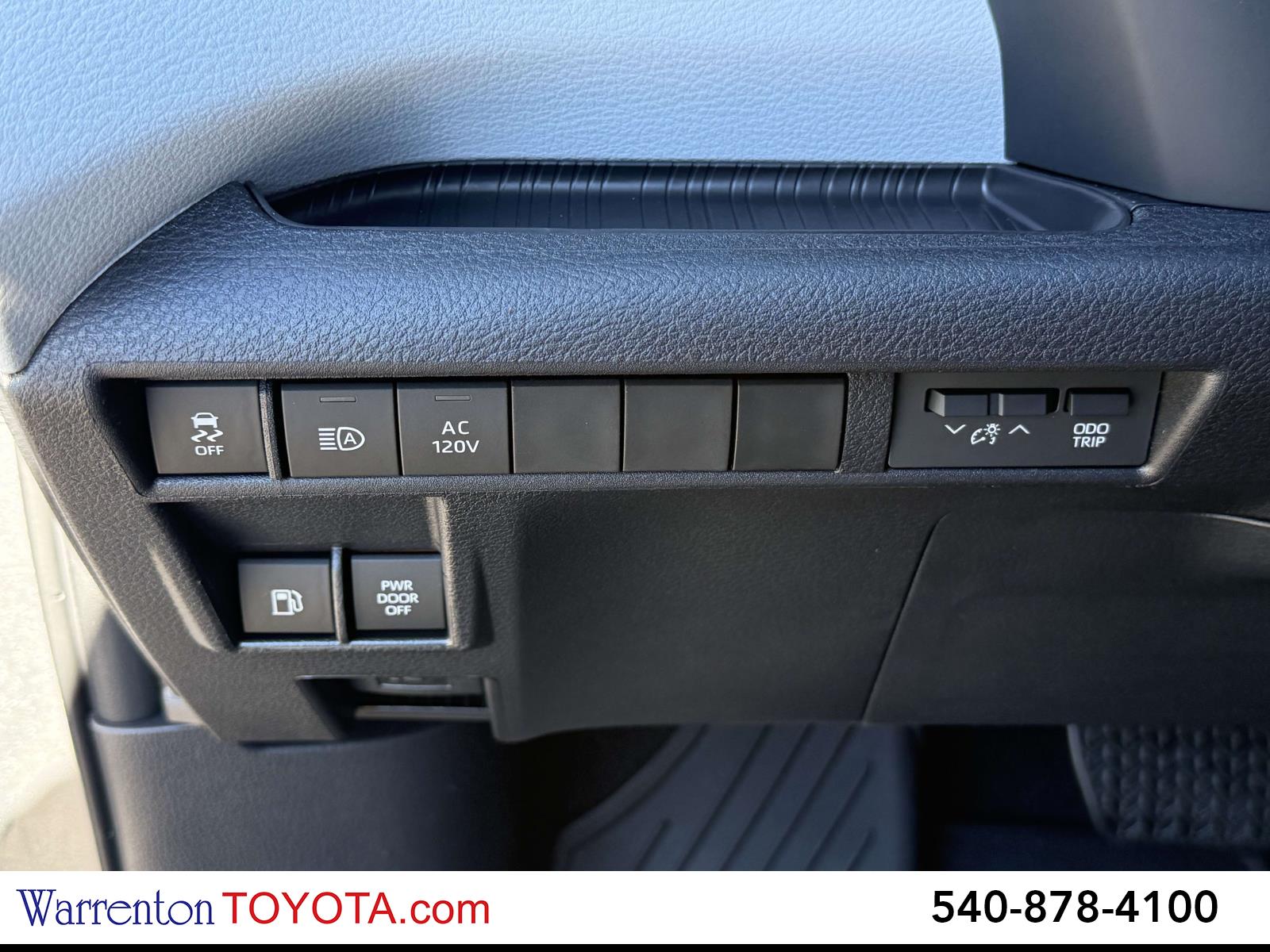 New 2026 Toyota Sienna Van