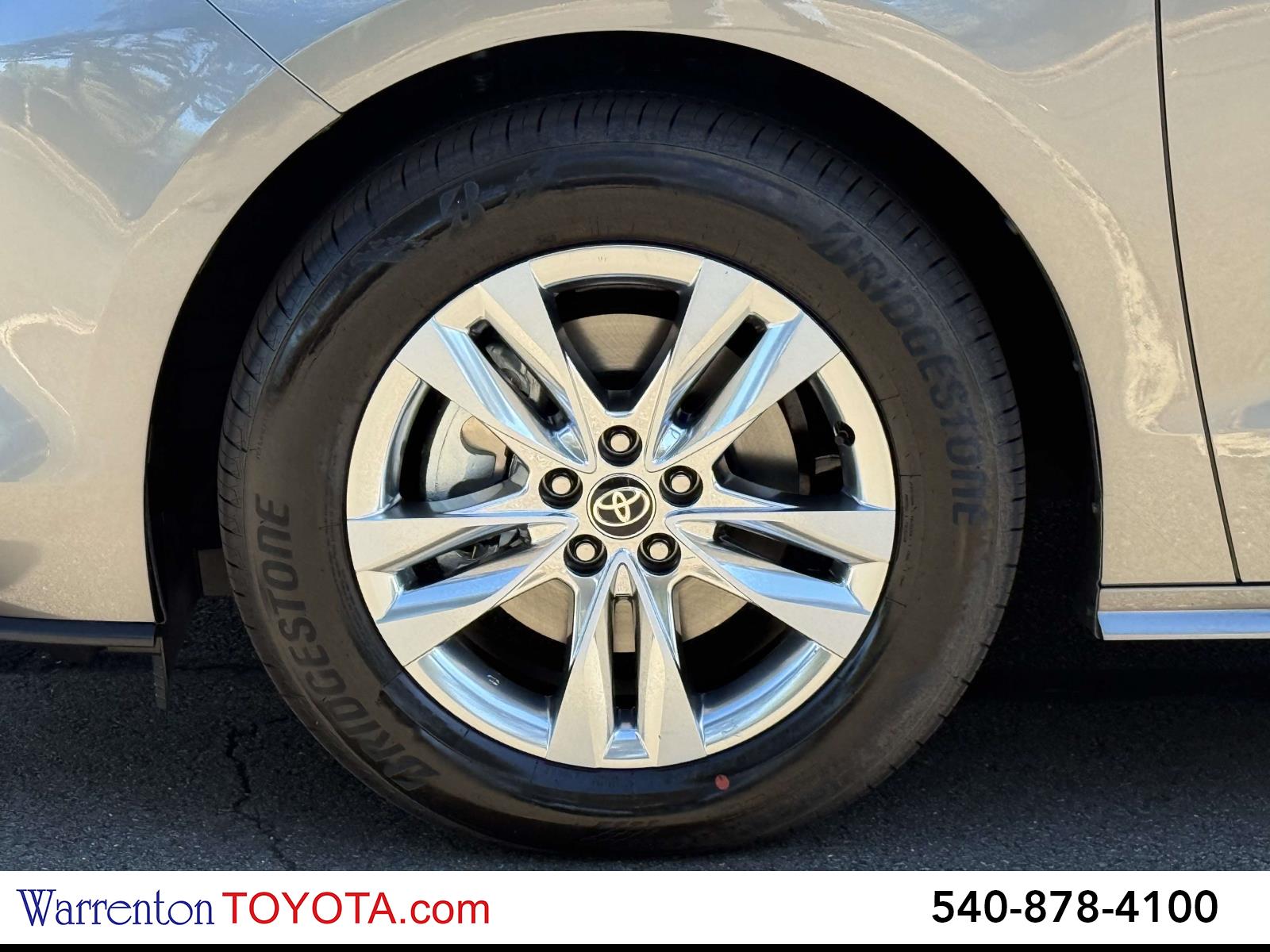 New 2026 Toyota Sienna Van