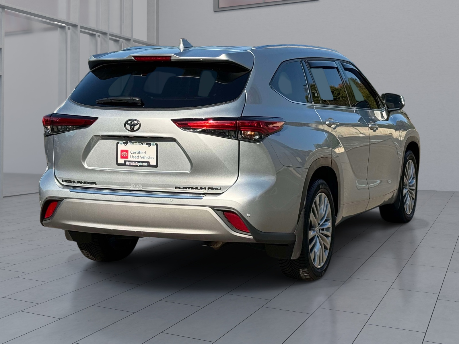 Used 2022 Toyota Highlander SUV