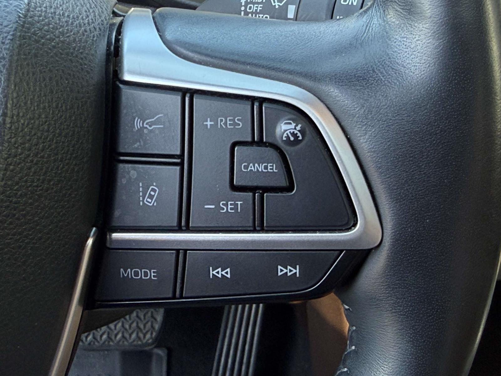 Used 2022 Toyota Highlander SUV