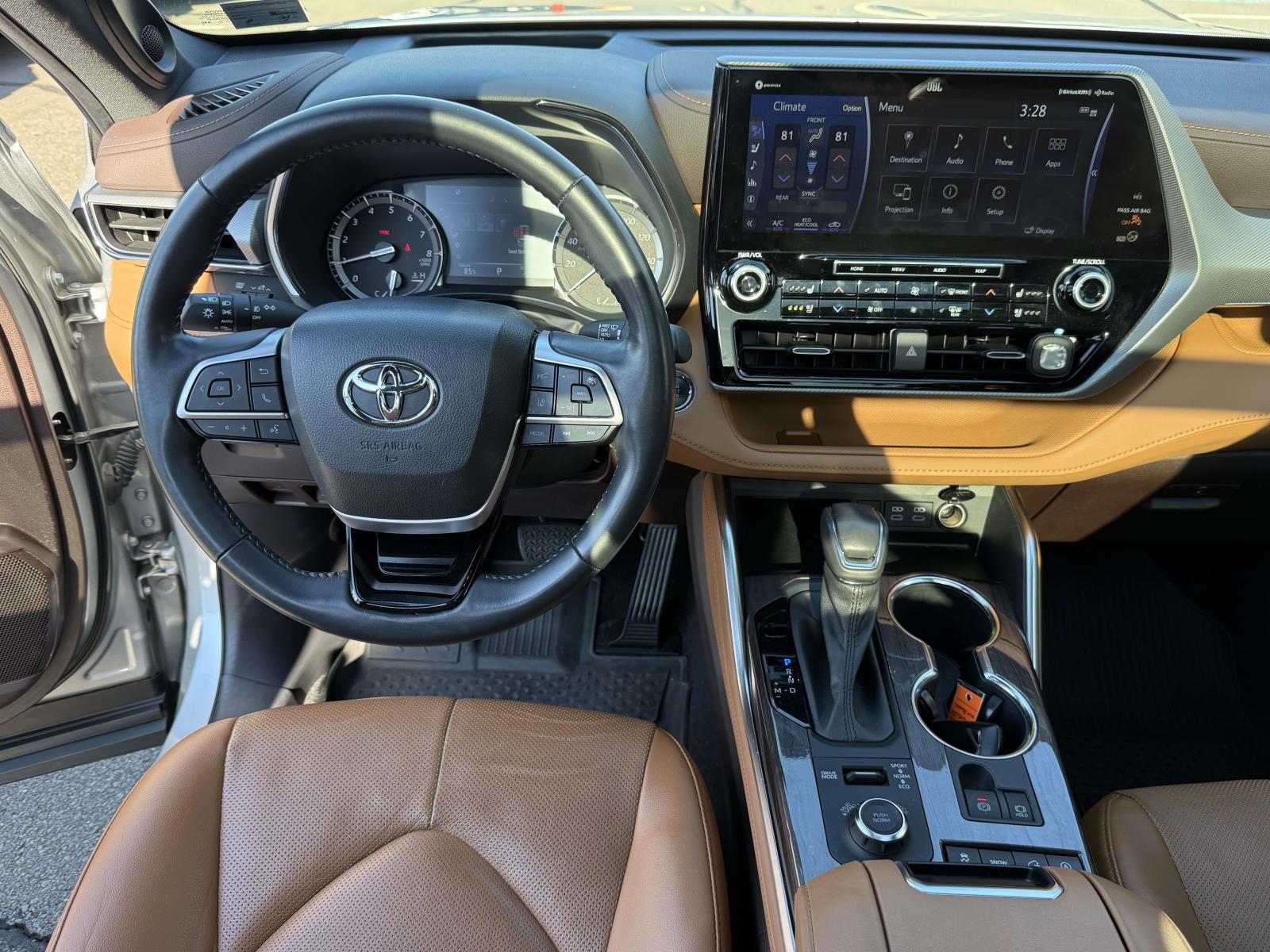 Used 2022 Toyota Highlander SUV