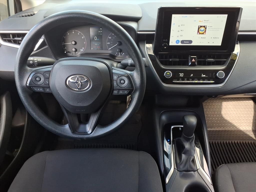 2024 Toyota Corolla LE photo 10