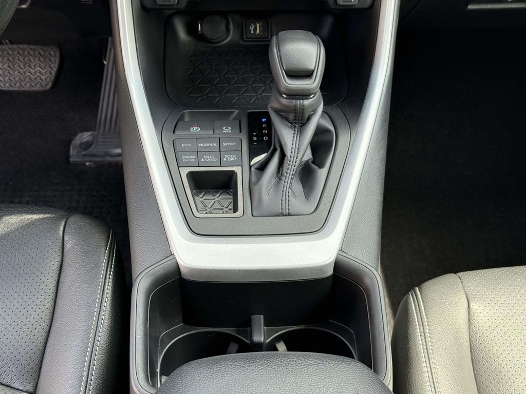 Used 2024 Toyota RAV4 SUV