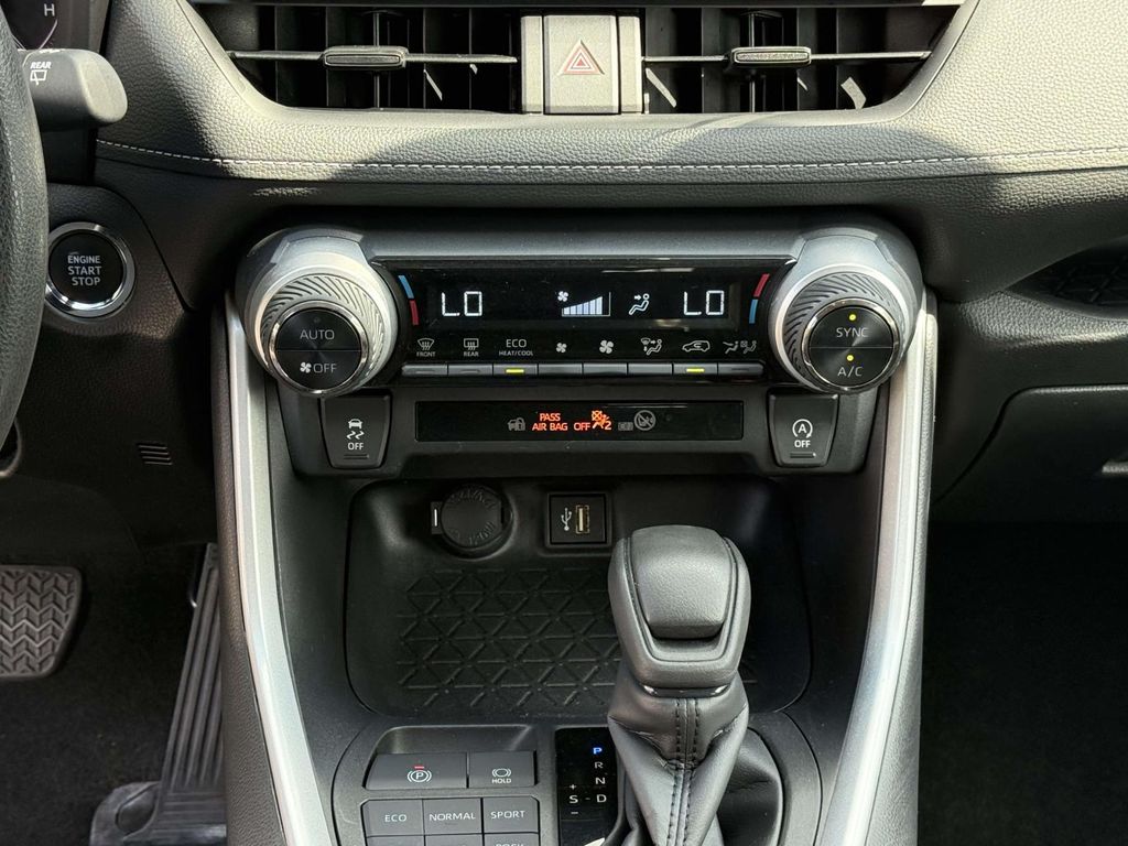Used 2024 Toyota RAV4 SUV