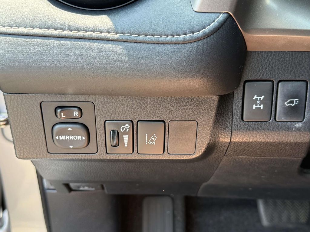 Used 2018 Toyota RAV4 SUV
