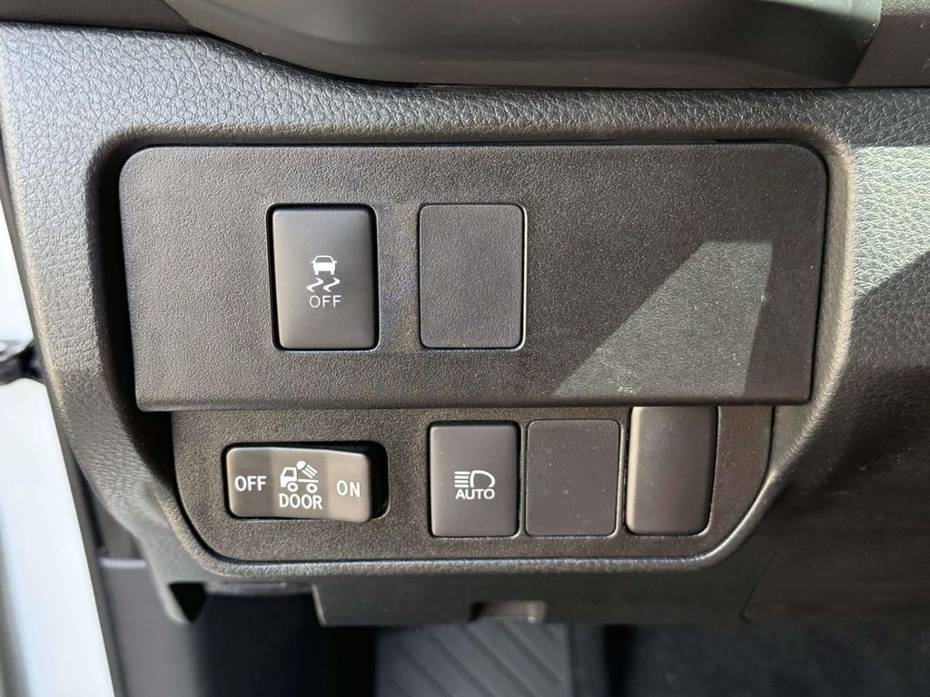 Used 2021 Toyota Tacoma Truck