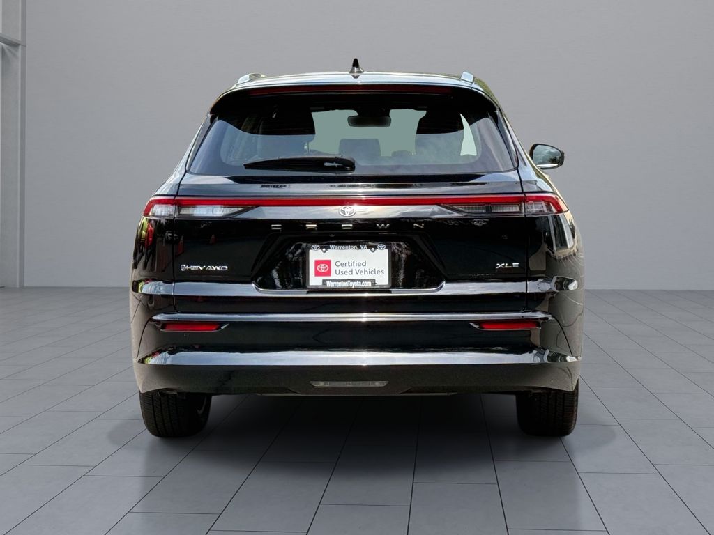 Used 2025 Toyota Crown Signia SUV
