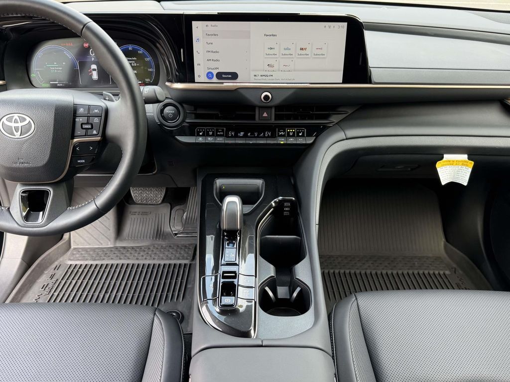 Used 2025 Toyota Crown Signia SUV