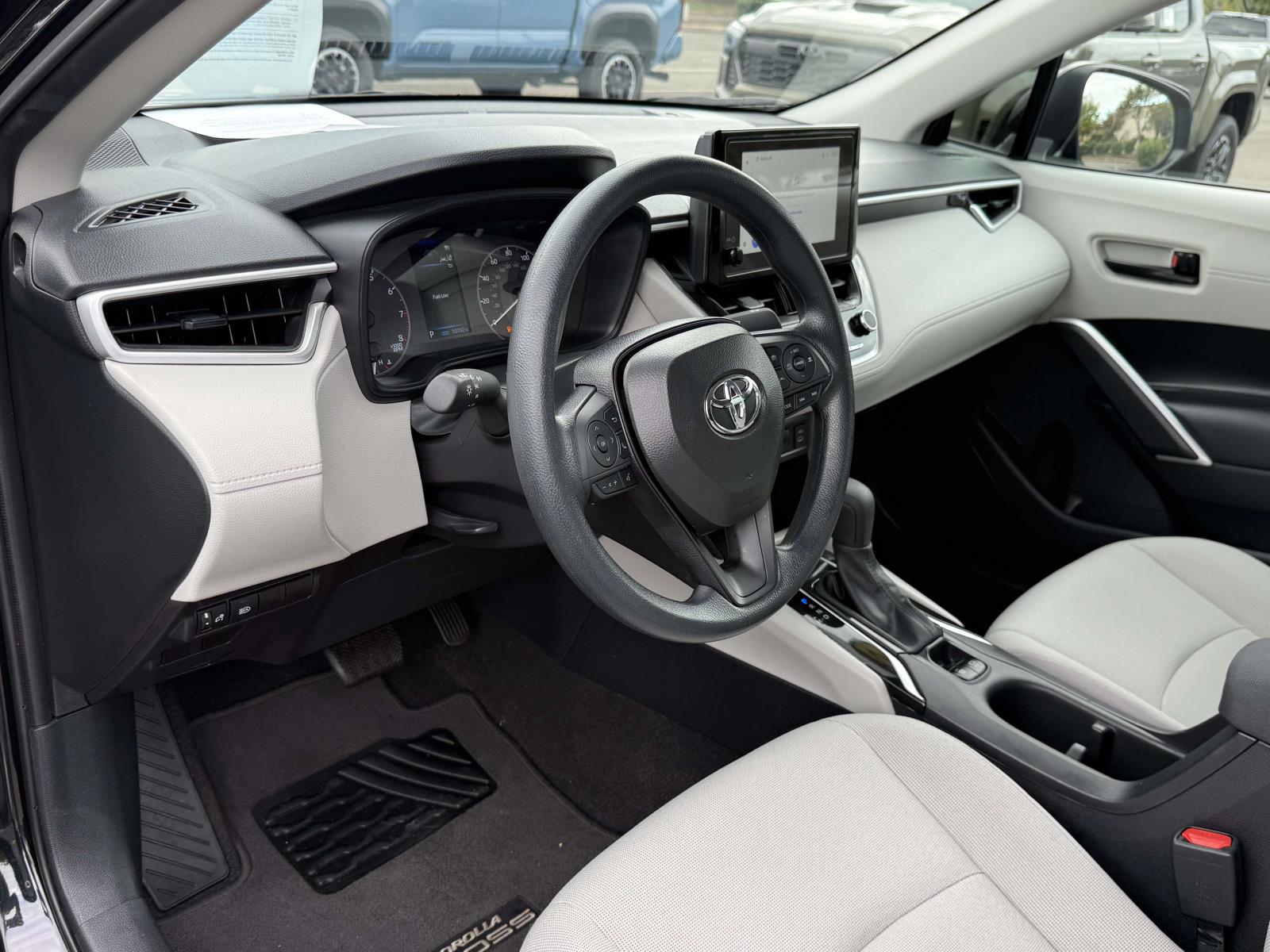 Used 2025 Toyota Corolla Cross SUV