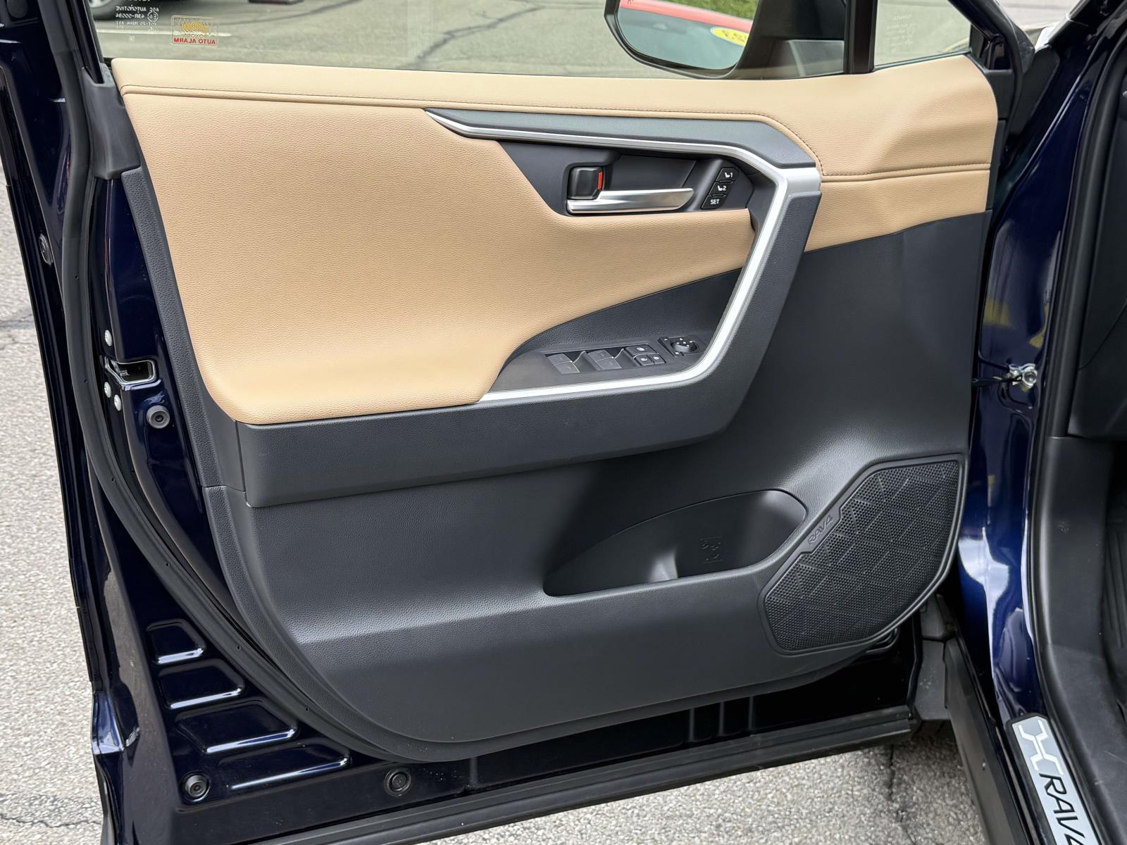 Used 2025 Toyota RAV4 Hybrid SUV