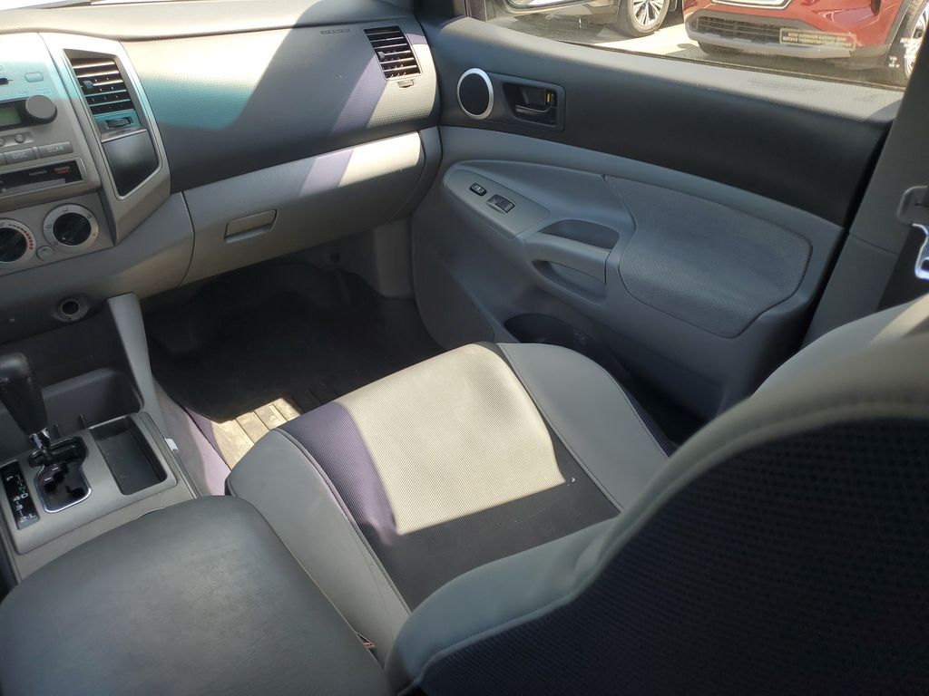 2005 Toyota Tacoma #15