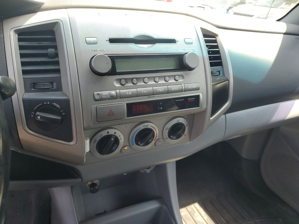 2005 Toyota Tacoma #12