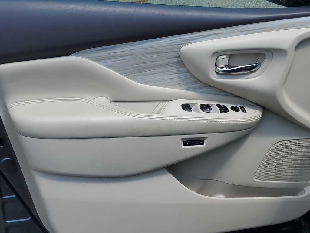 2017 Nissan Murano #5