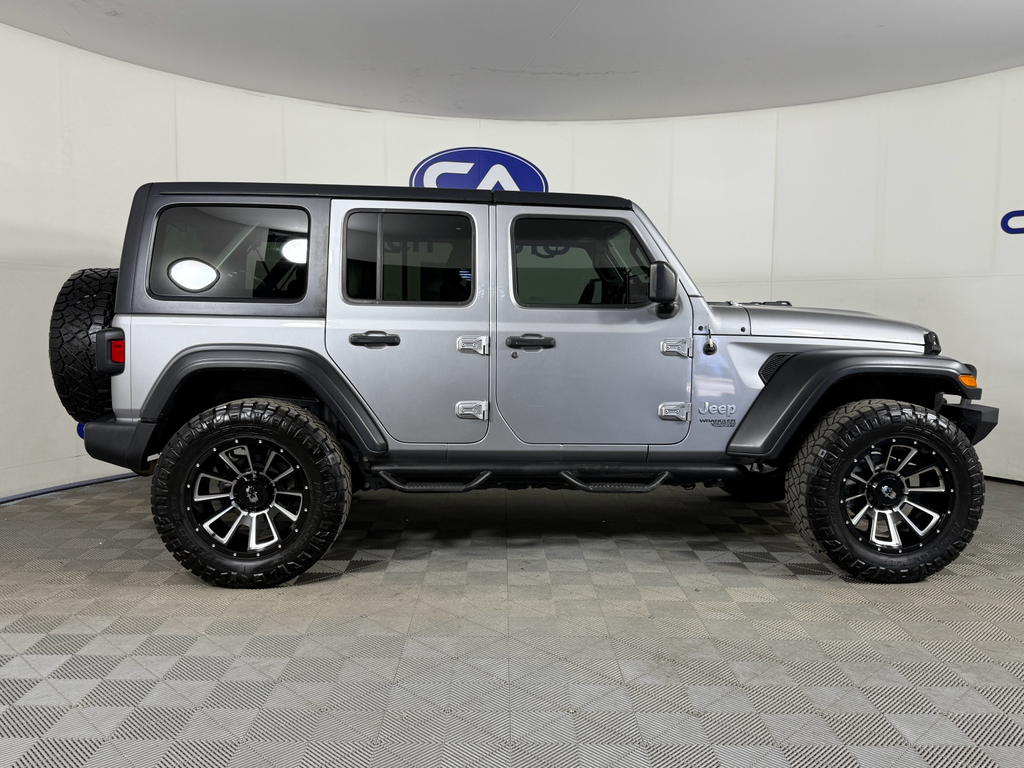 2018 Jeep Wrangler Sport S photo 3